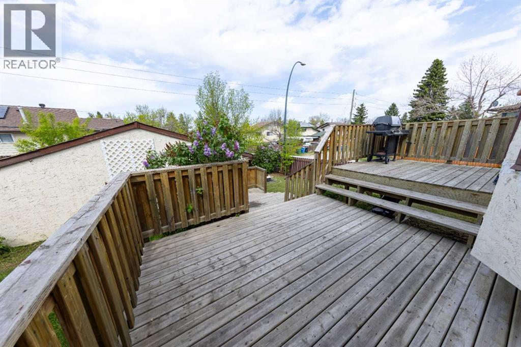 1132 Berkley Drive NW - 46