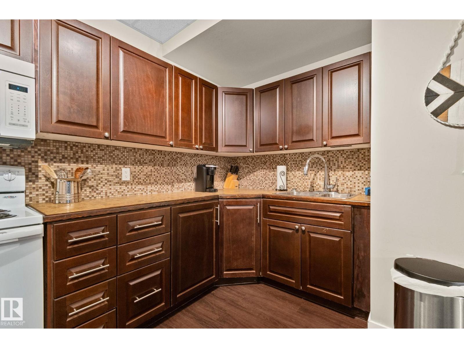 518 173A Street SW SW - 41