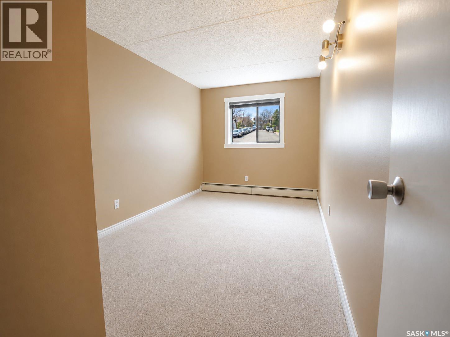 #106 20 Kleisinger CRESCENT - 14