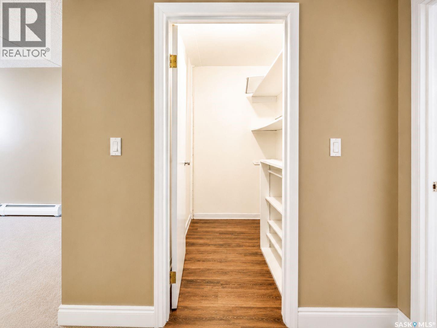 #106 20 Kleisinger CRESCENT - 18