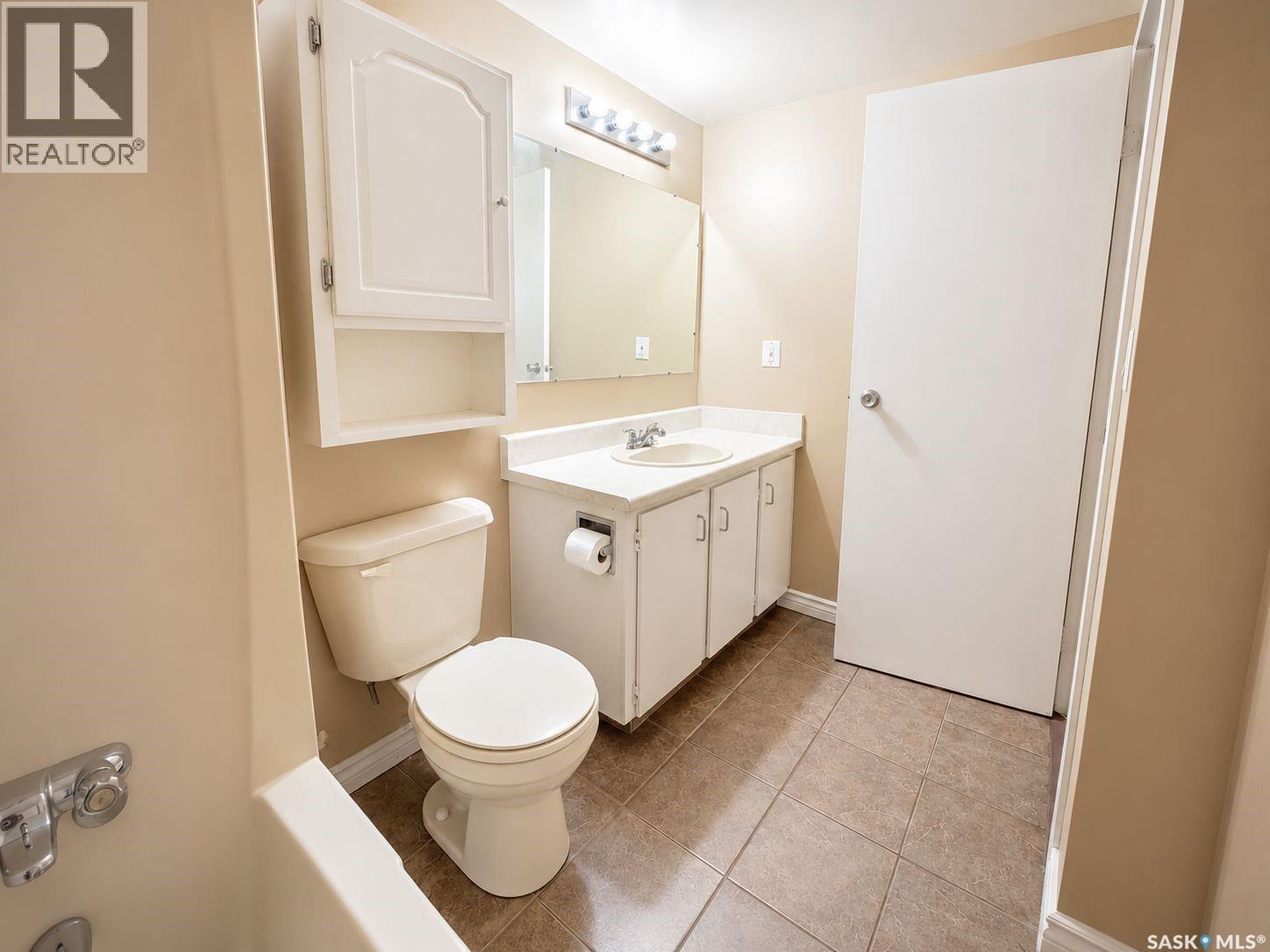 #106 20 Kleisinger CRESCENT - 19