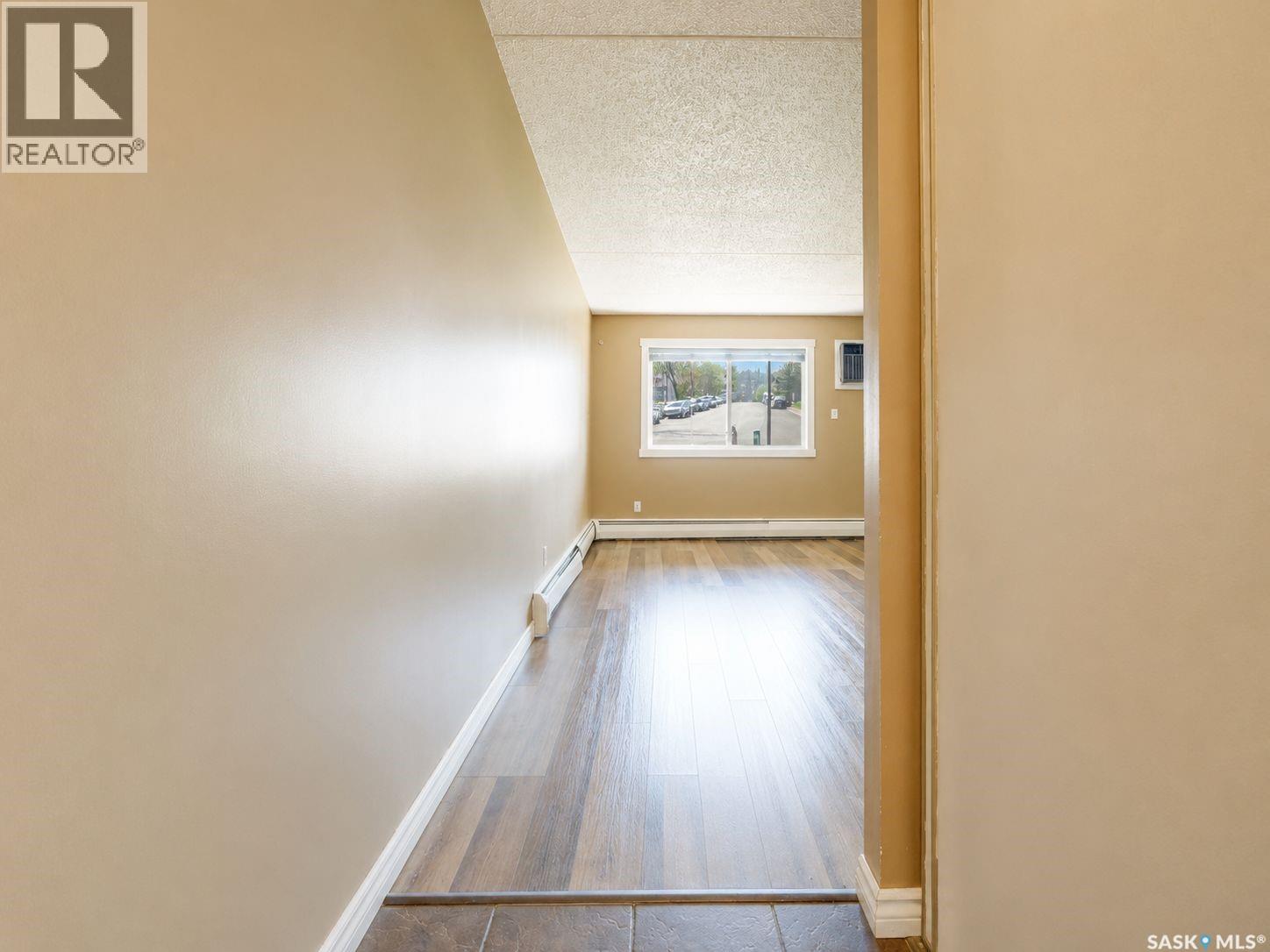 #106 20 Kleisinger CRESCENT - 5
