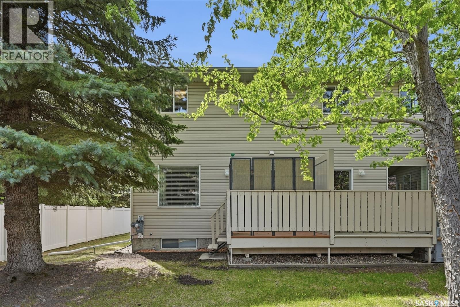 #124 212 La Ronge ROAD - 36
