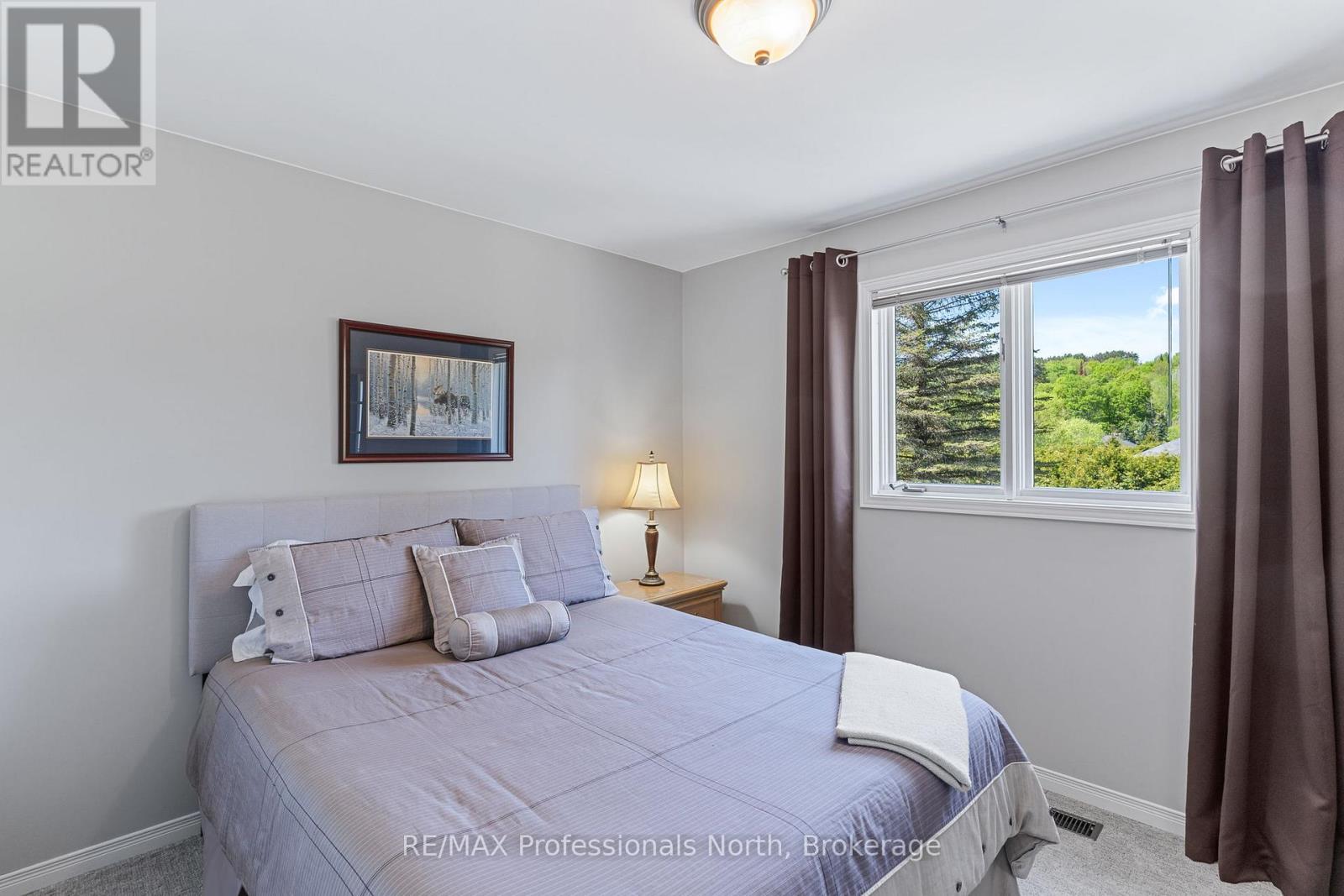 68 HALBIEM CRESCENT - 24
