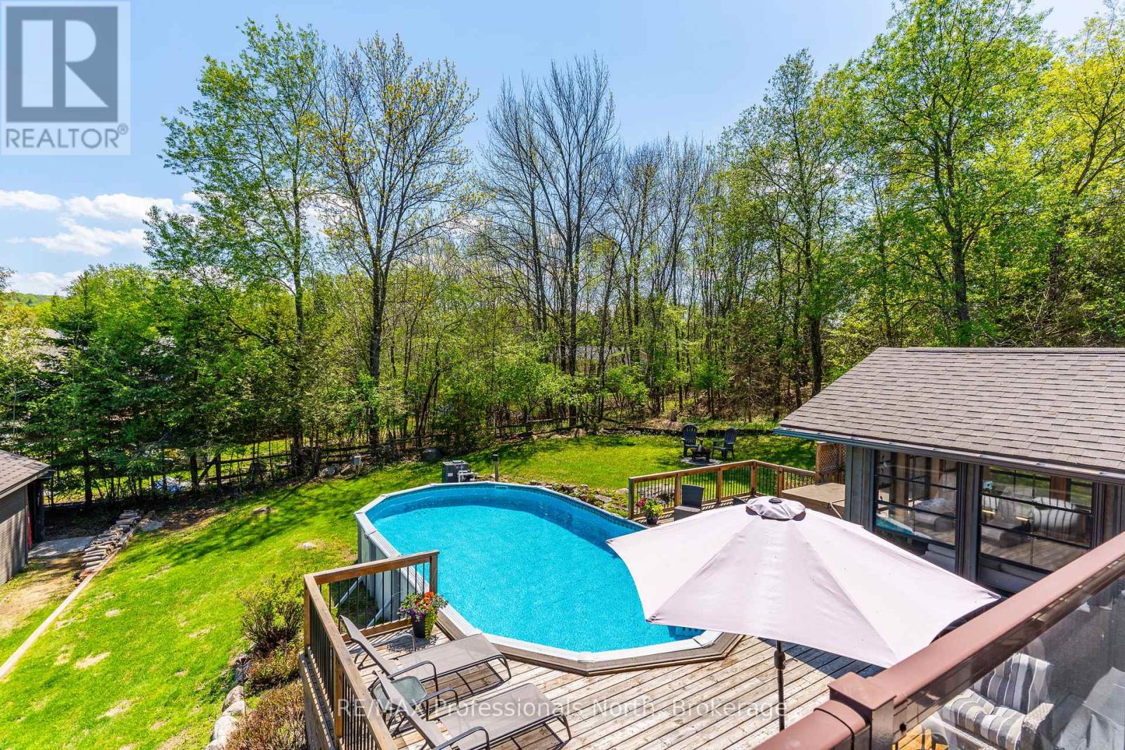 68 HALBIEM CRESCENT - 30