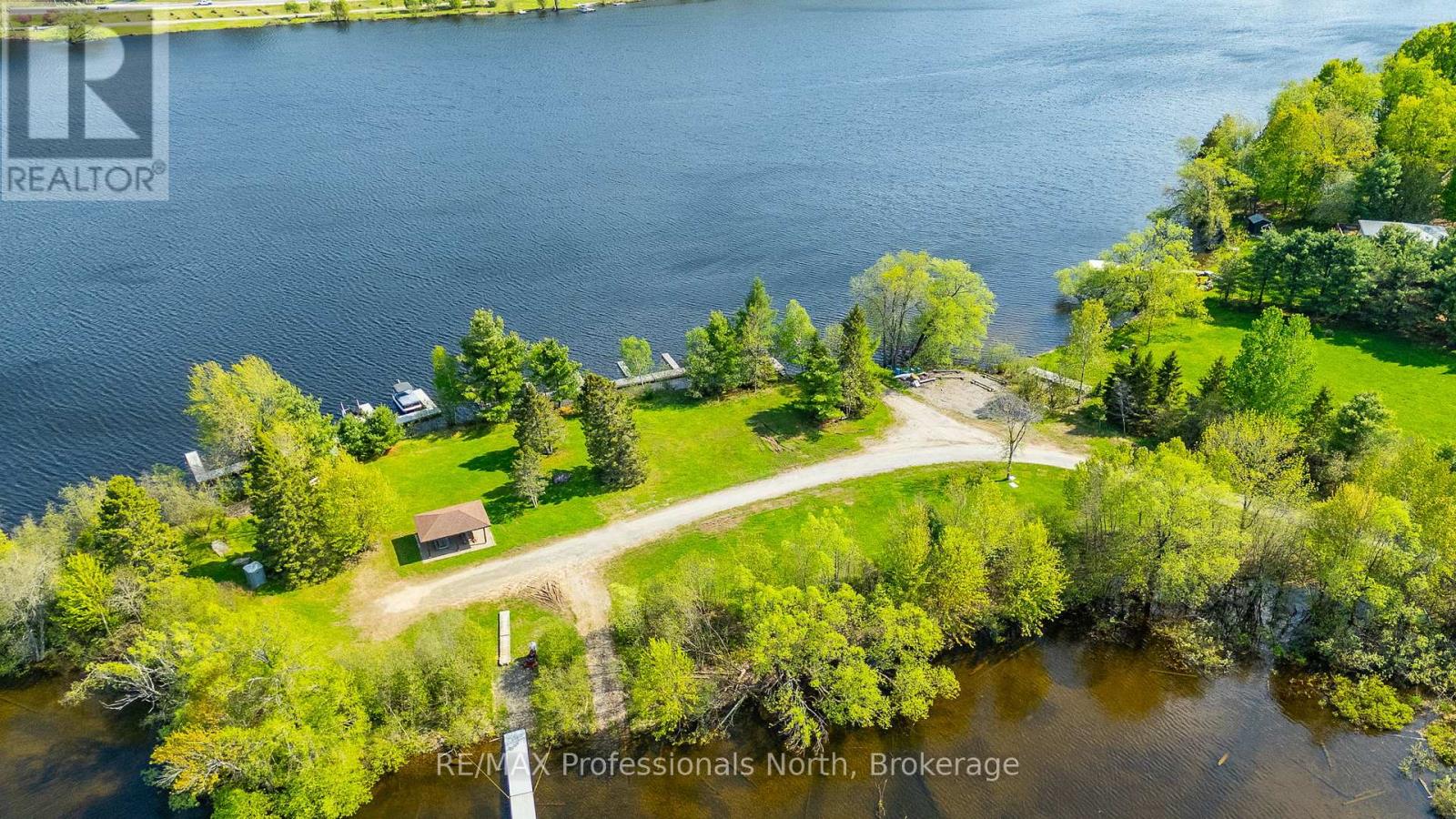 68 HALBIEM CRESCENT - 47