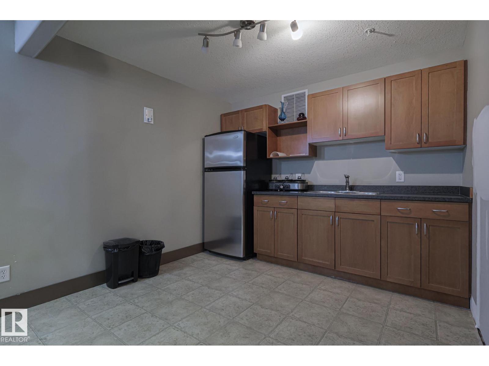 #313 11615 ELLERSLIE RD SW - 43