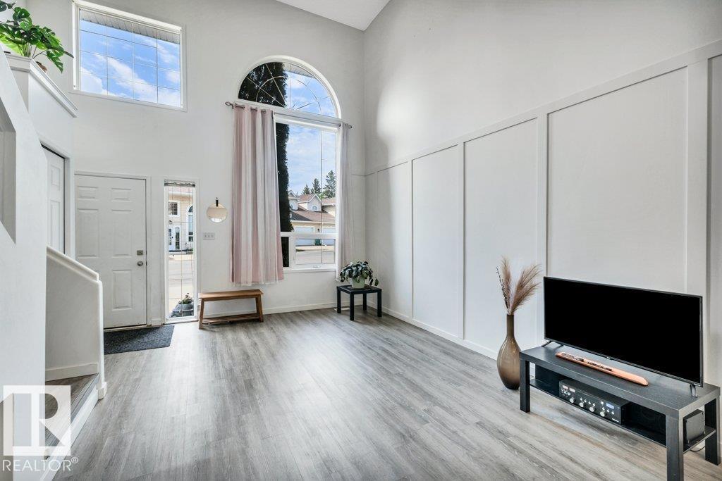 #13 4 FRASER DR - 7