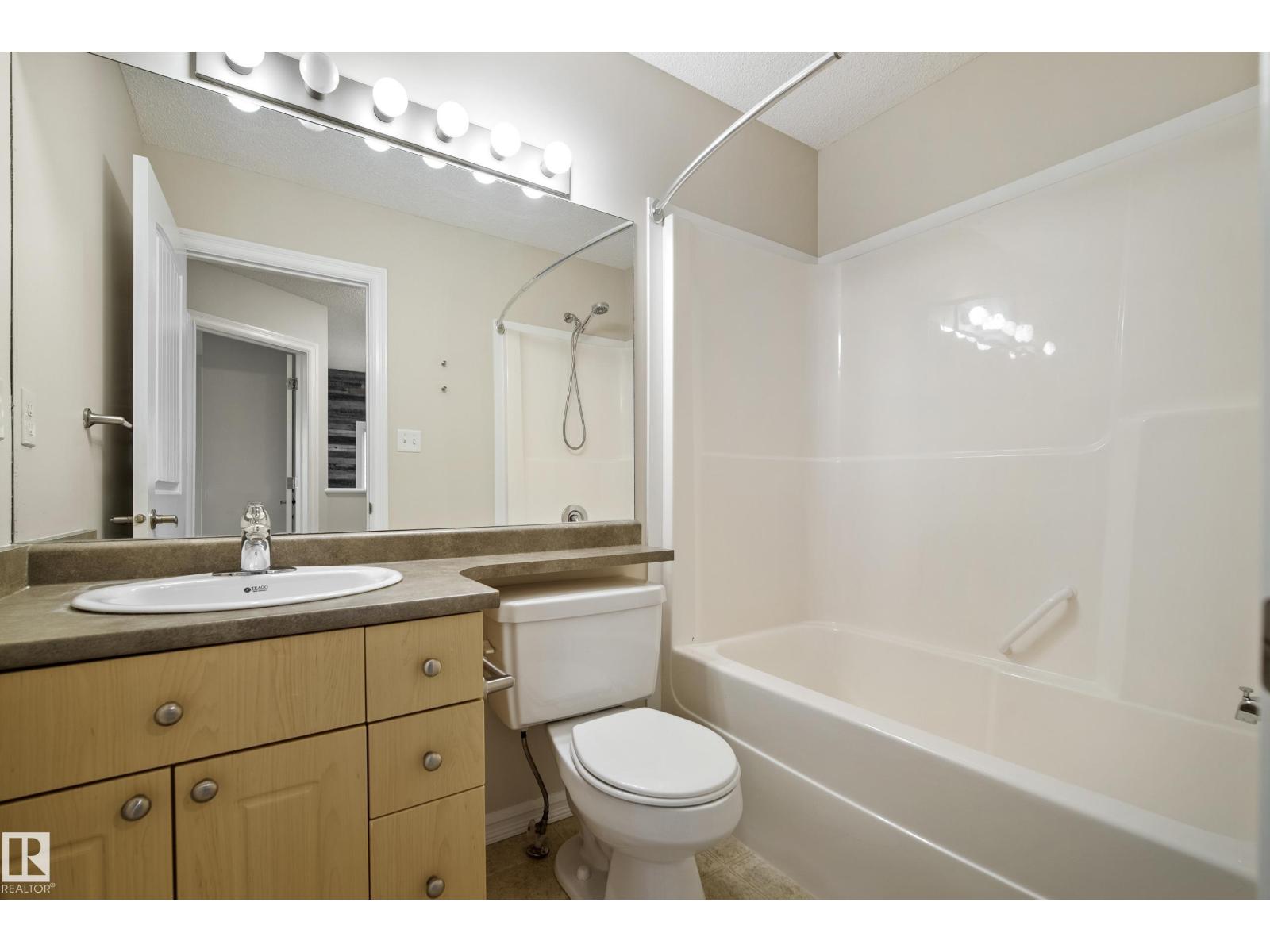 2369 27 AV NW - 25
