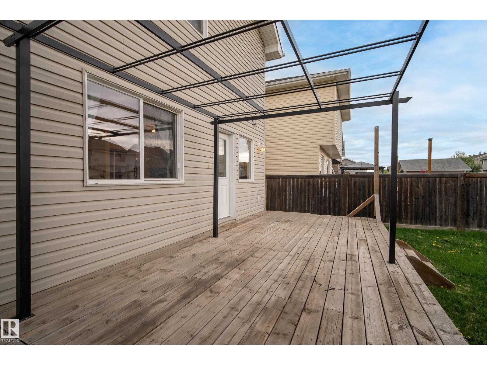2369 27 AV NW - 28