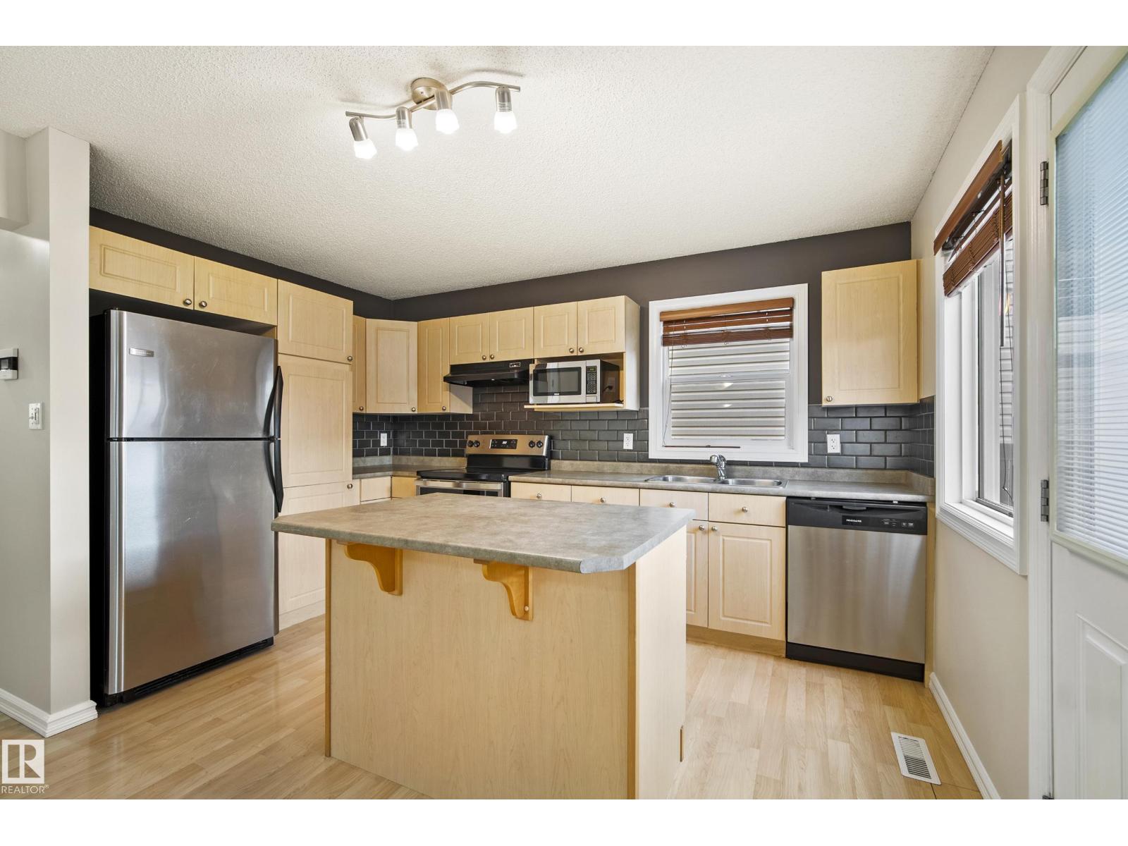 2369 27 AV NW - 8