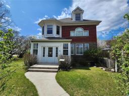578 Mountain Avenue, Neepawa, MB R0J1H0 Photo 28