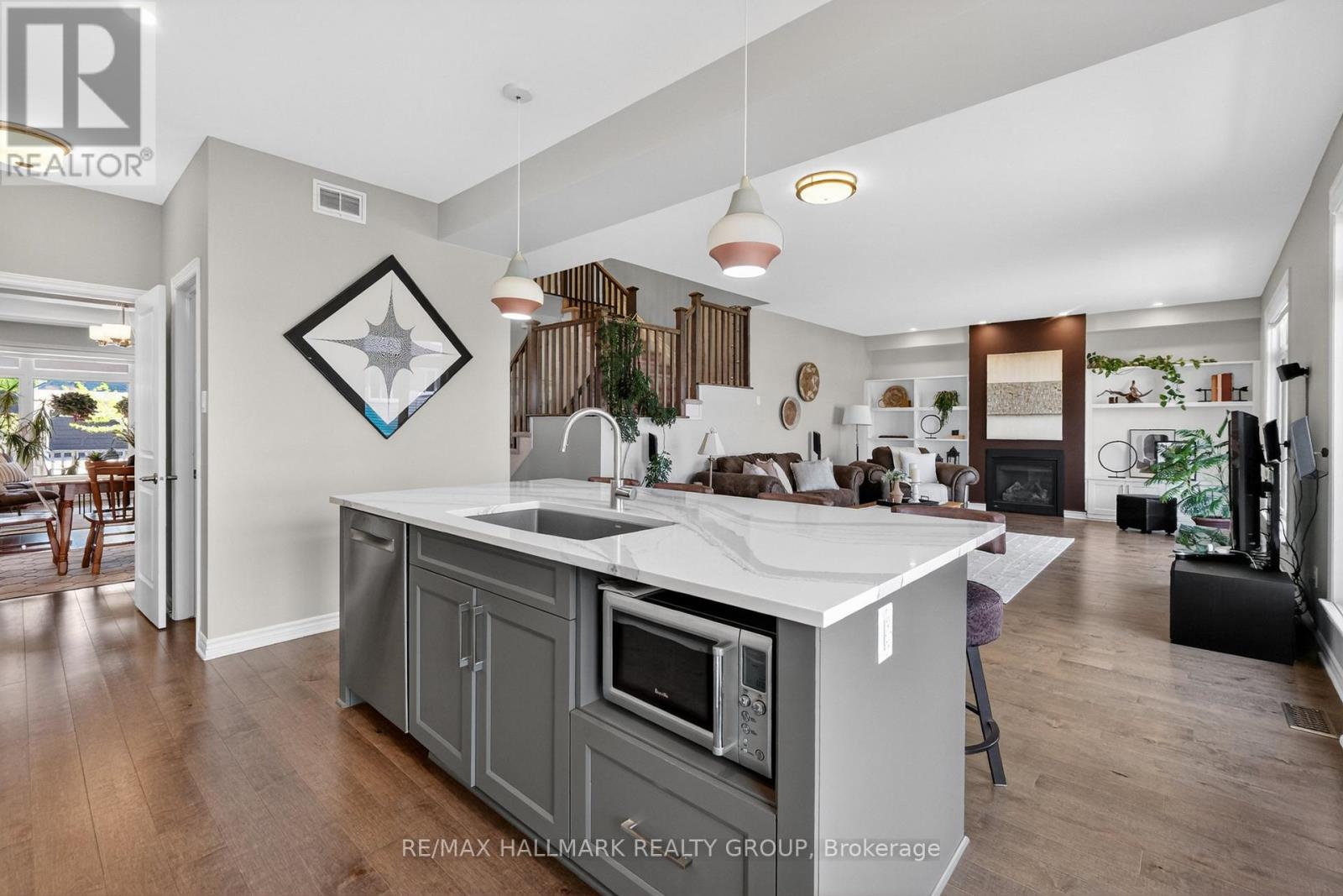 707 MASHKIG AVENUE - 10