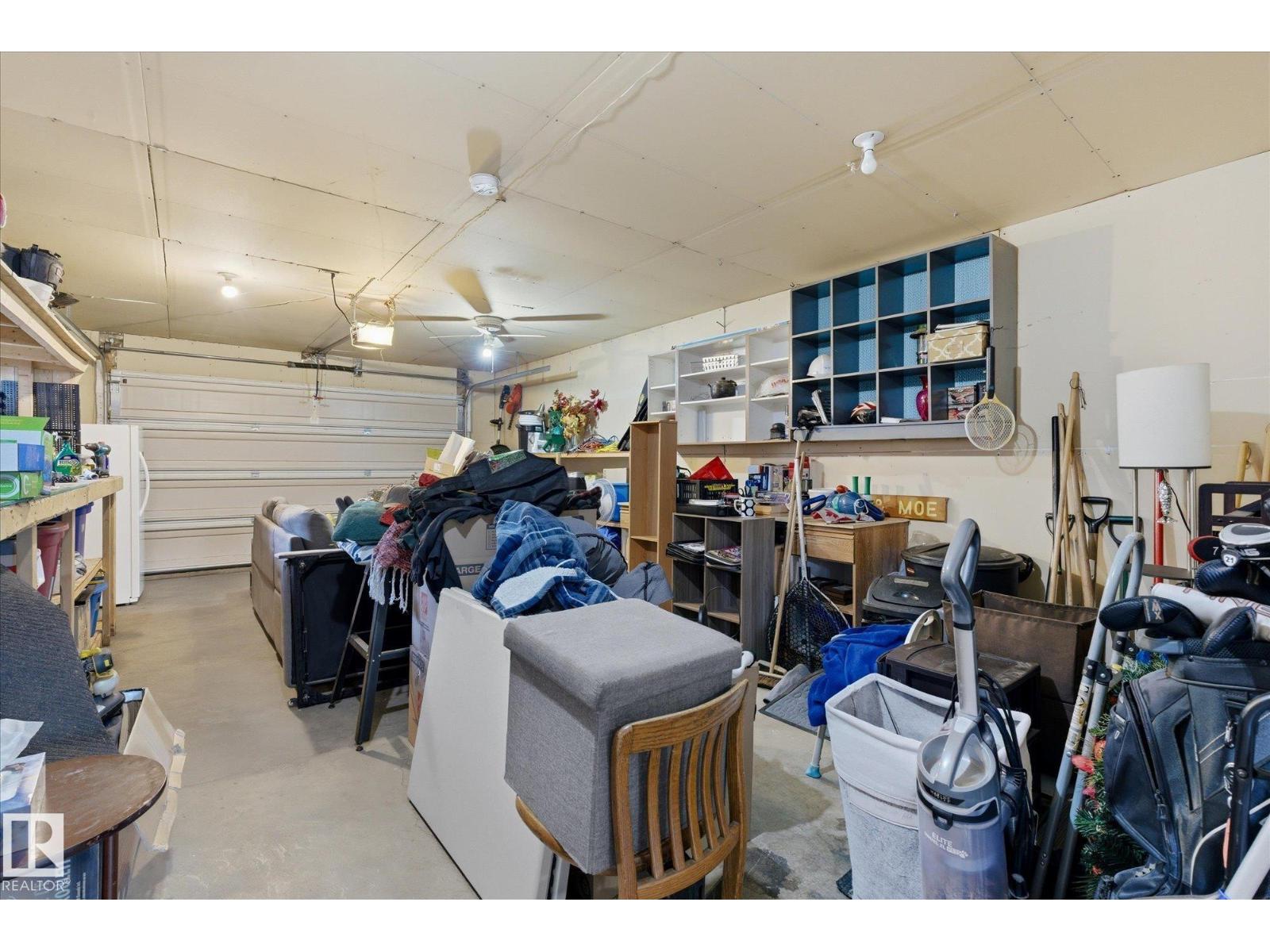 #97 3400 48 ST - 37