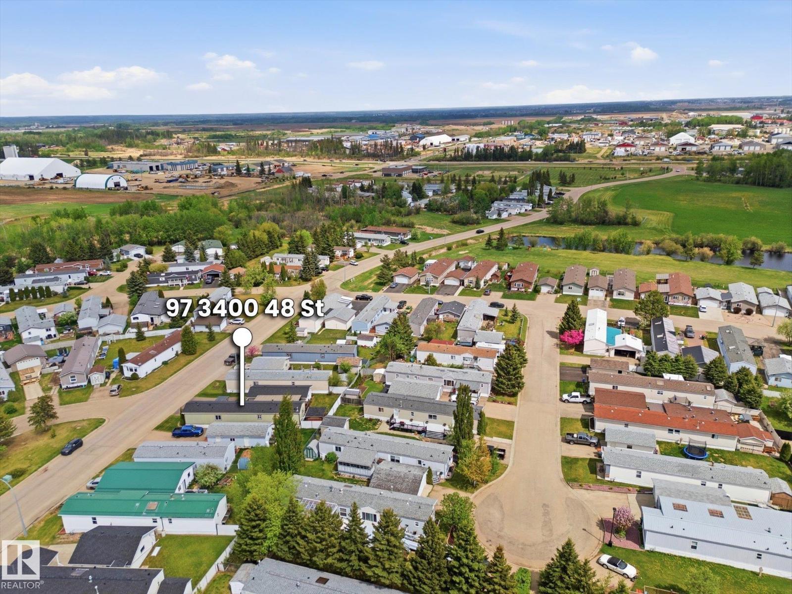 #97 3400 48 ST - 52