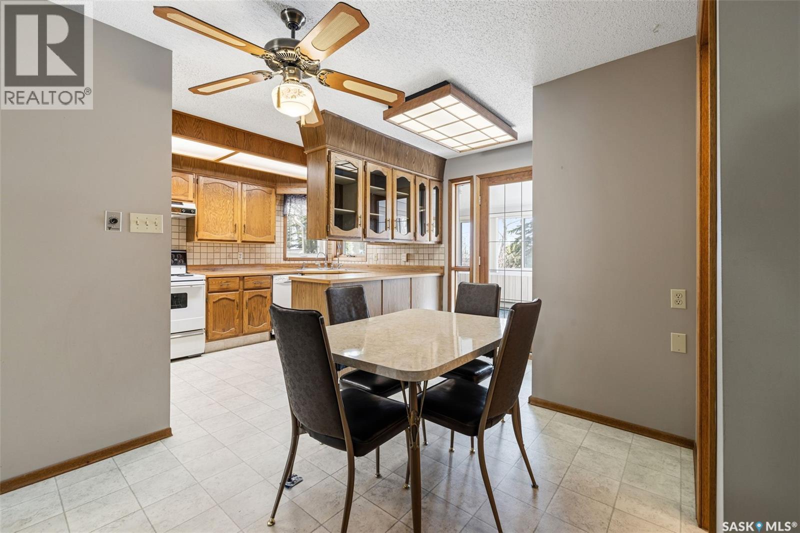 287 Rogers ROAD - 4