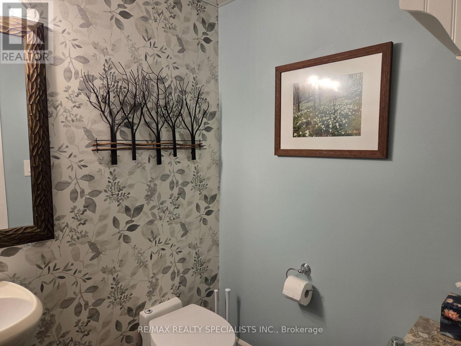 112 INDIAN ROAD - 18