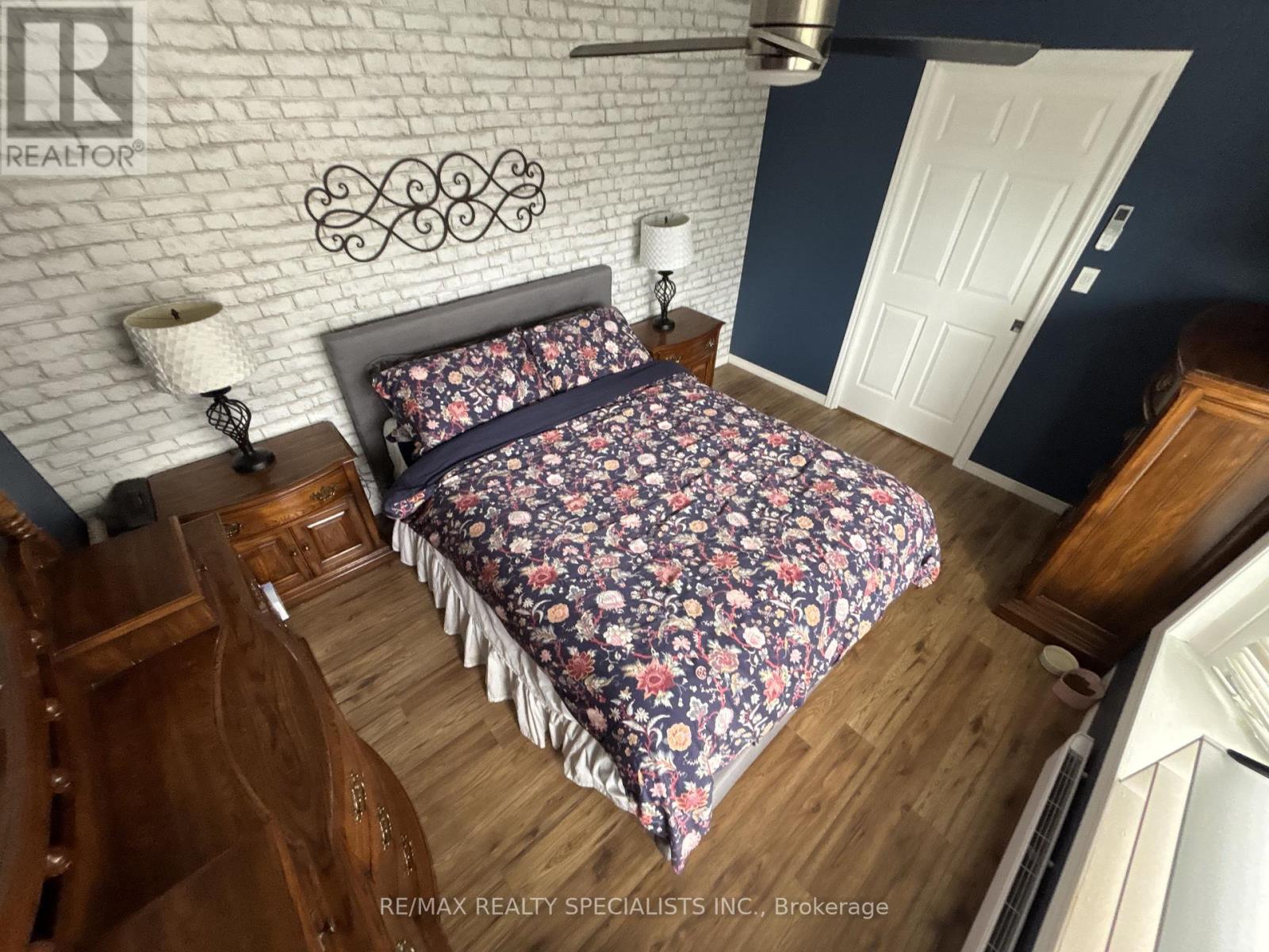 112 INDIAN ROAD - 22