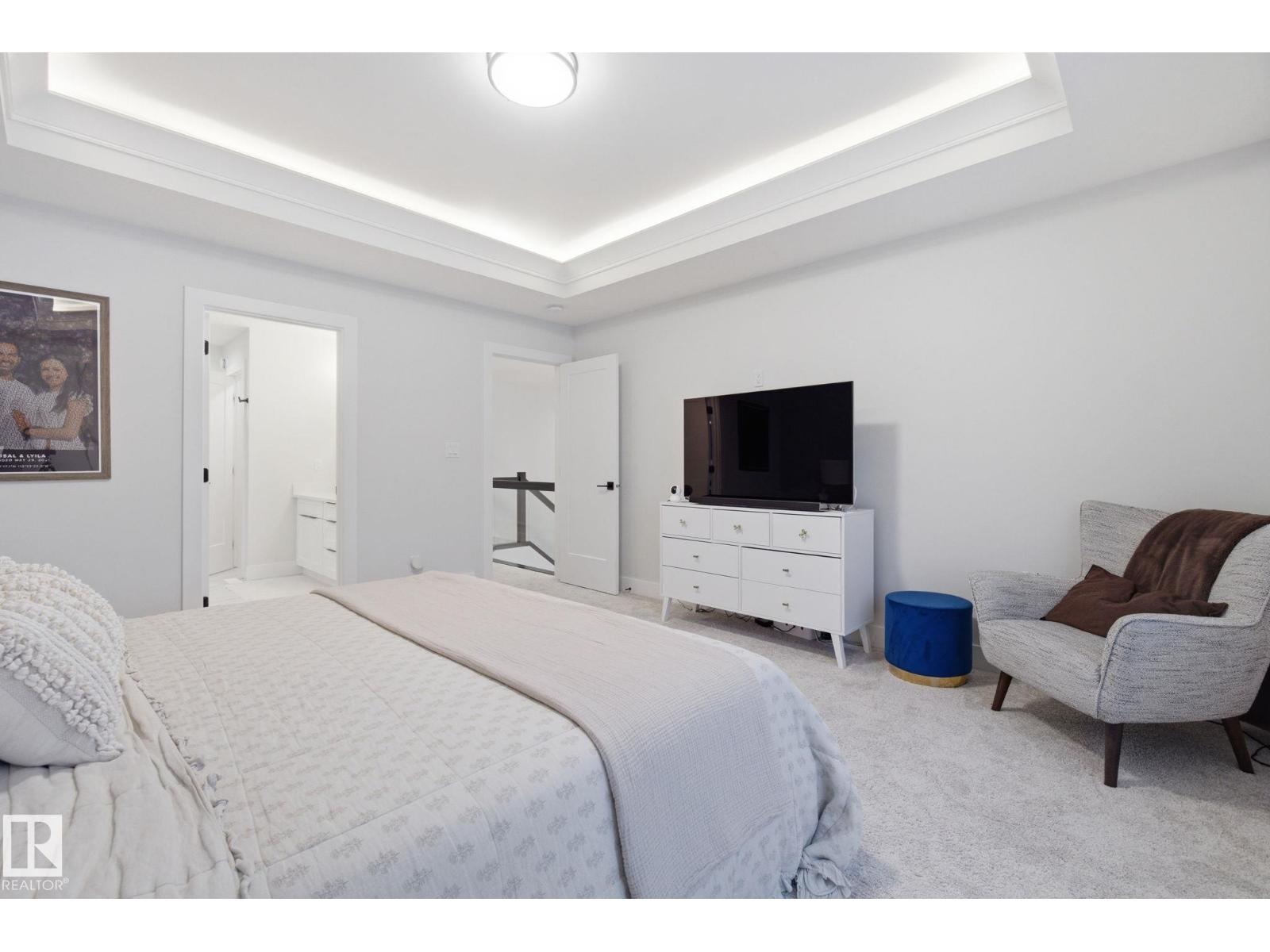 9831 223 ST NW - 31