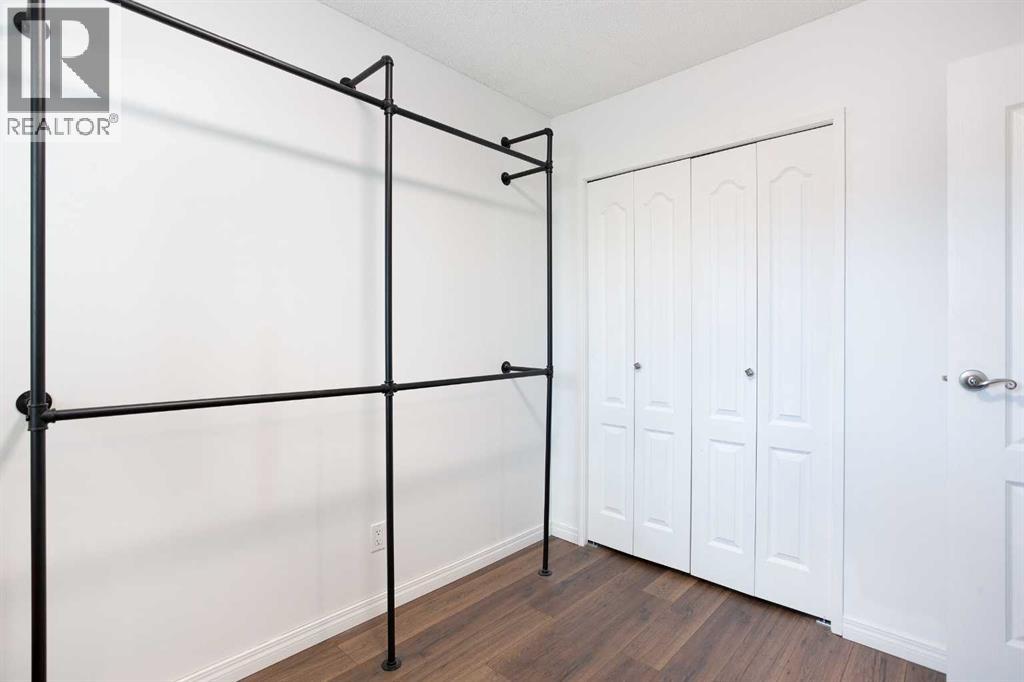 10 Deerfield Green SE - 24