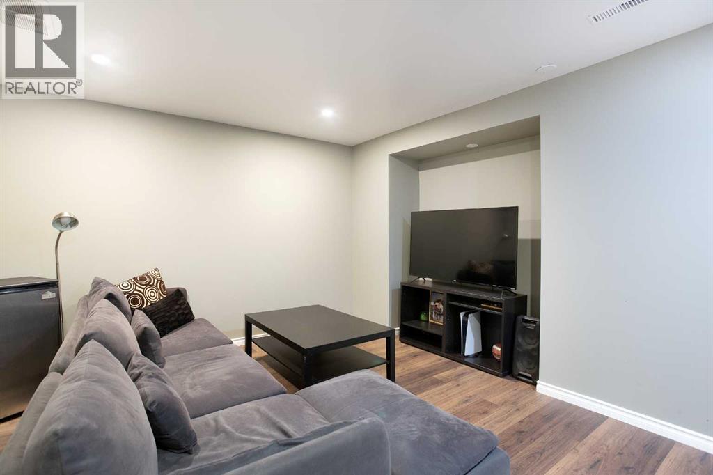 10 Deerfield Green SE - 26