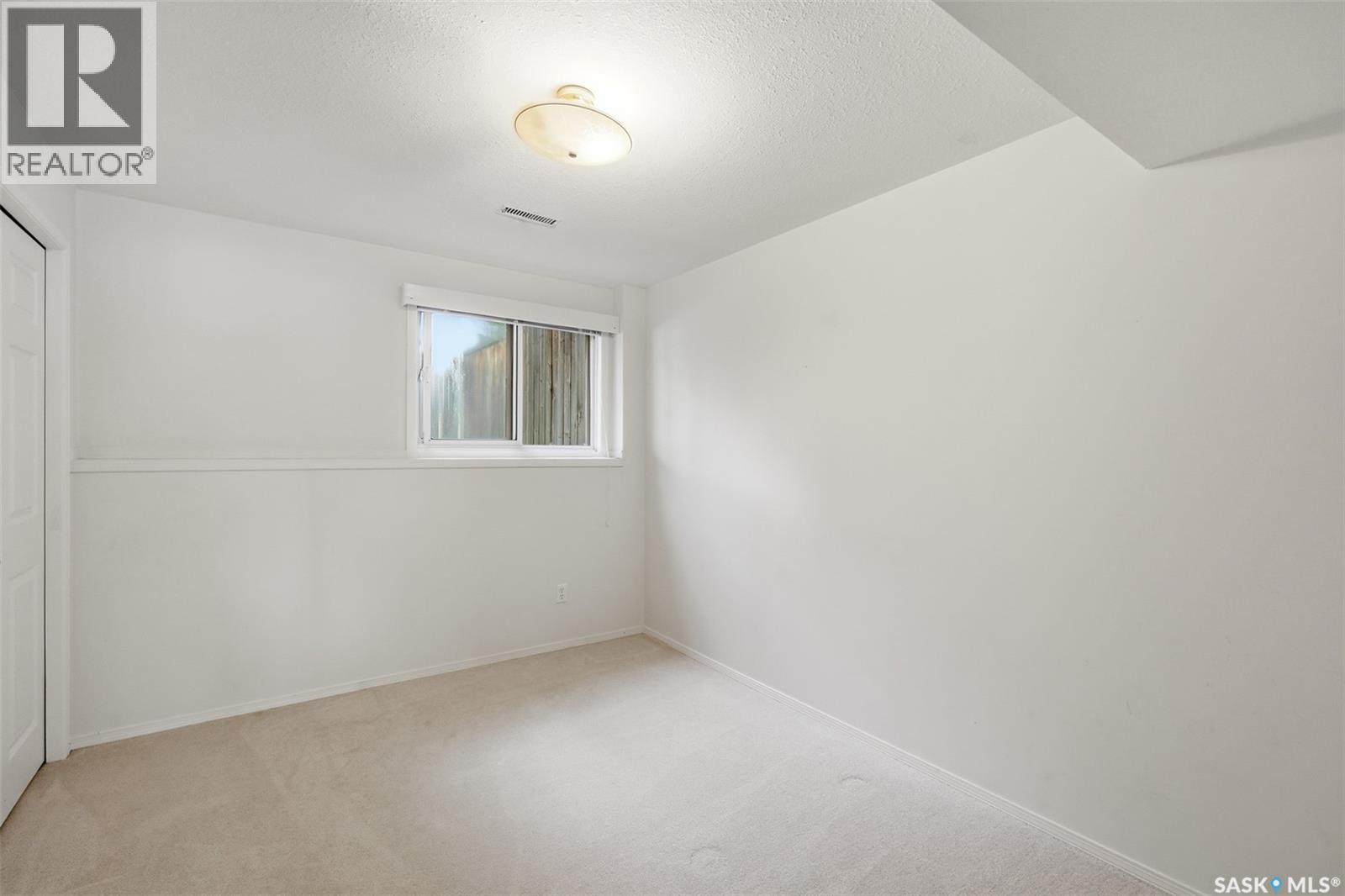 #110 320 Heritage CRESCENT - 26