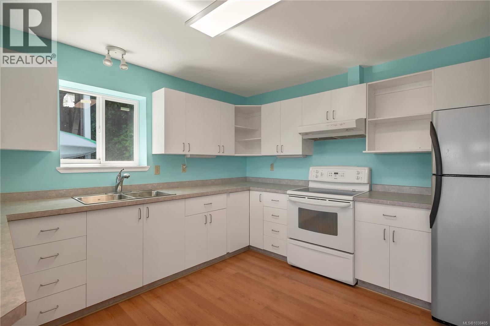 85 Pinecrest Rd - 39