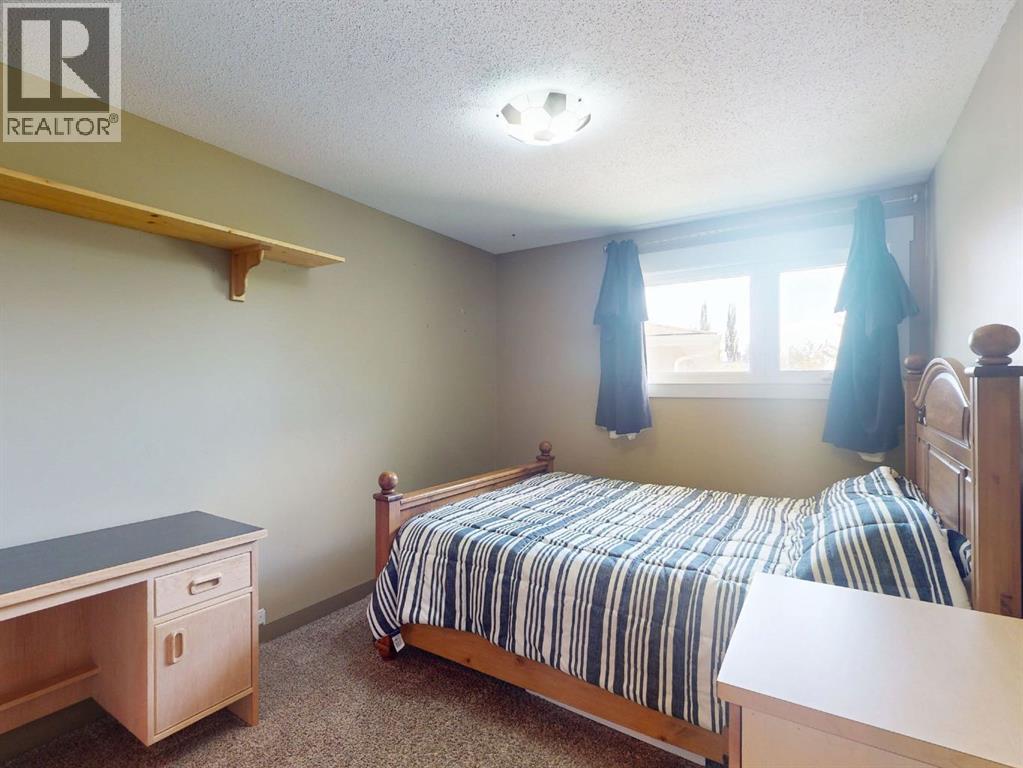5839 Dalkeith Hill NW - 12