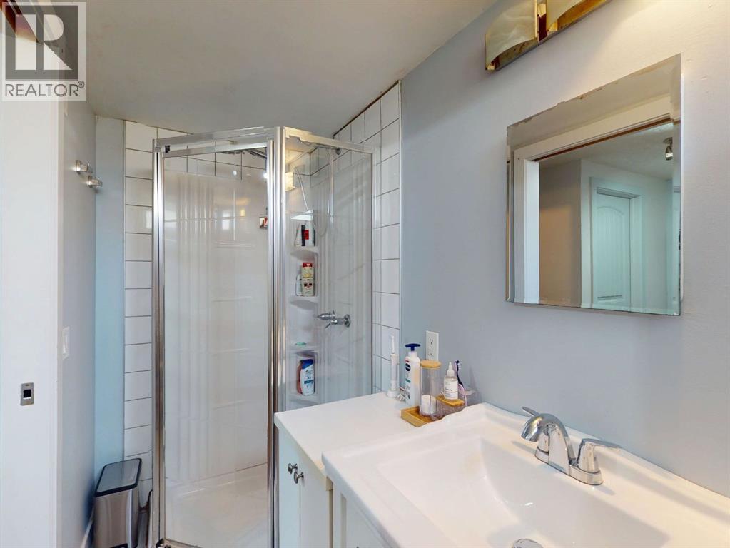 5839 Dalkeith Hill NW - 38