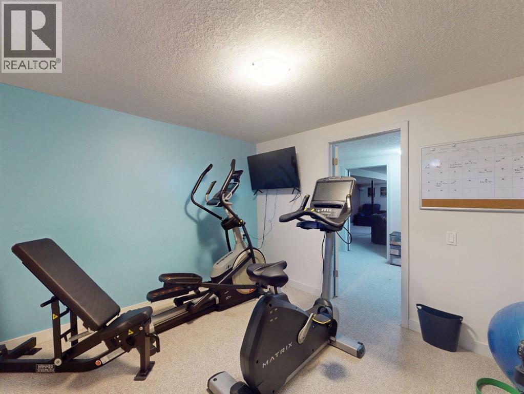 5839 Dalkeith Hill NW - 41