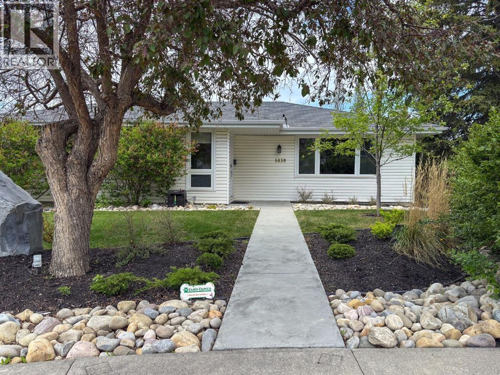 5839 Dalkeith Hill NW - 49