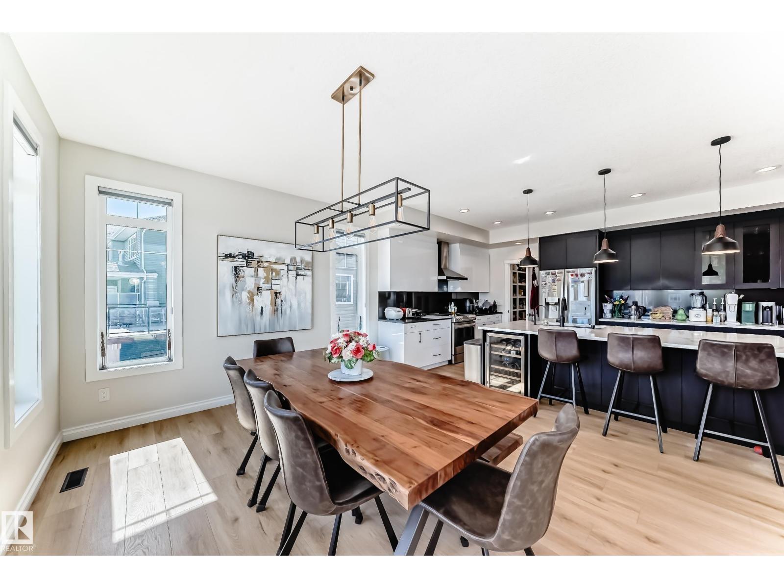 3230 WHITELAW DR NW NW - 17
