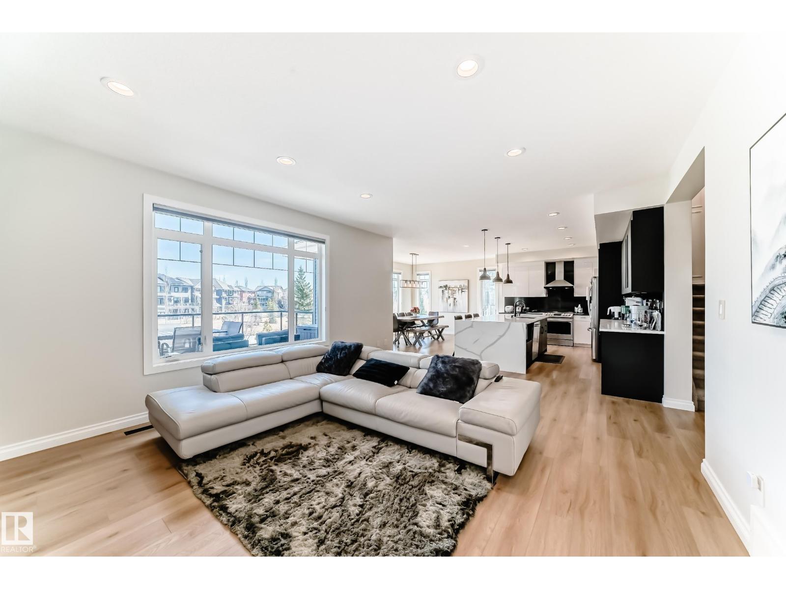 3230 WHITELAW DR NW NW - 20