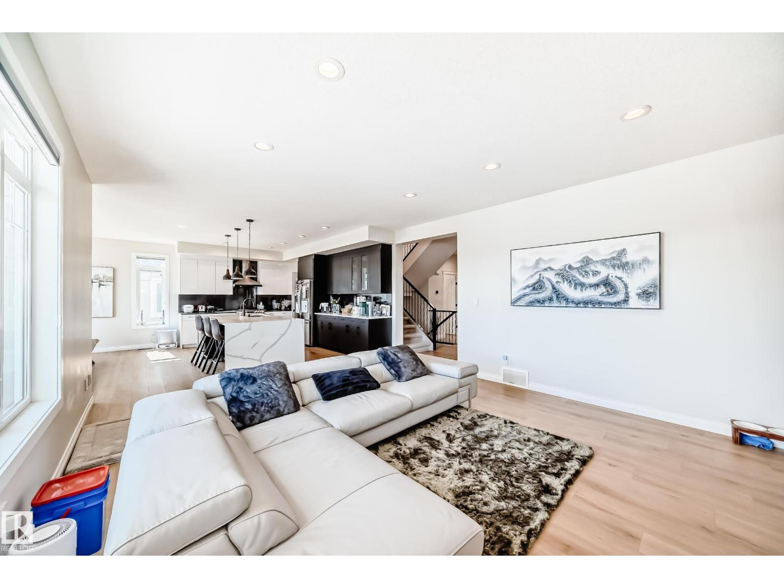 3230 WHITELAW DR NW NW - 22
