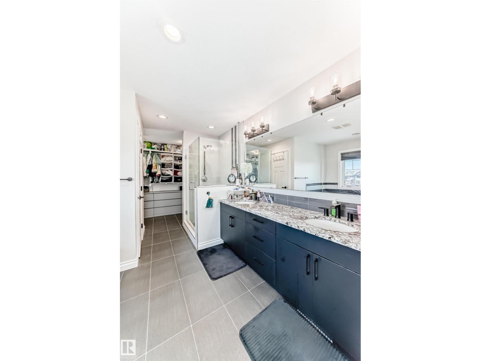 3230 WHITELAW DR NW NW - 35