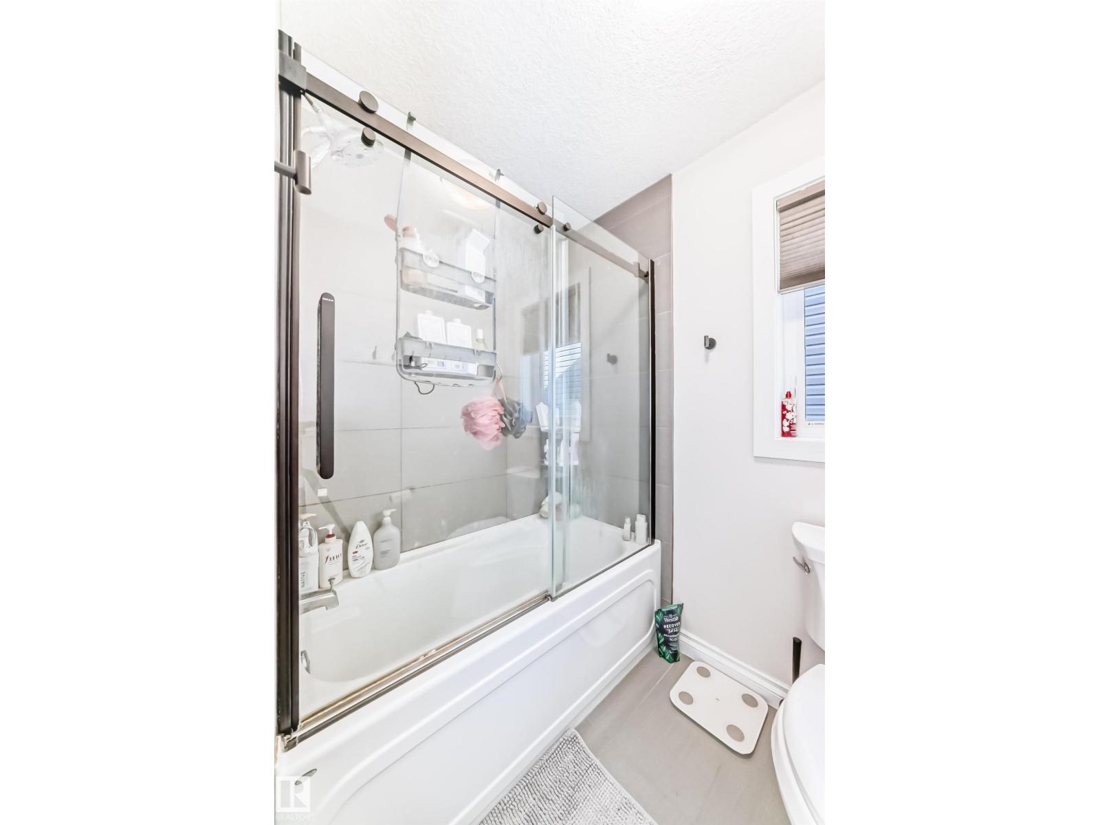 3230 WHITELAW DR NW NW - 41