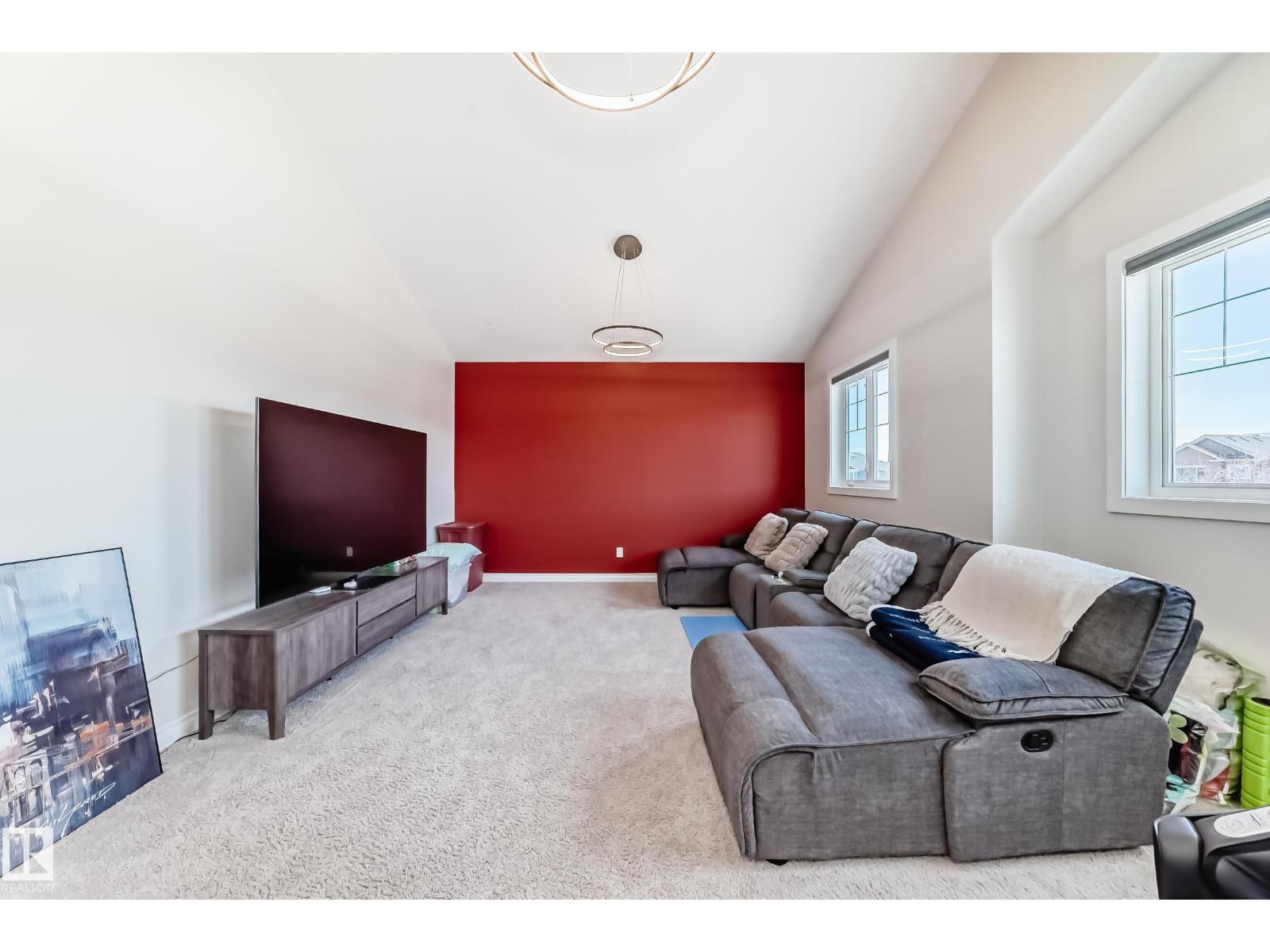 3230 WHITELAW DR NW NW - 43