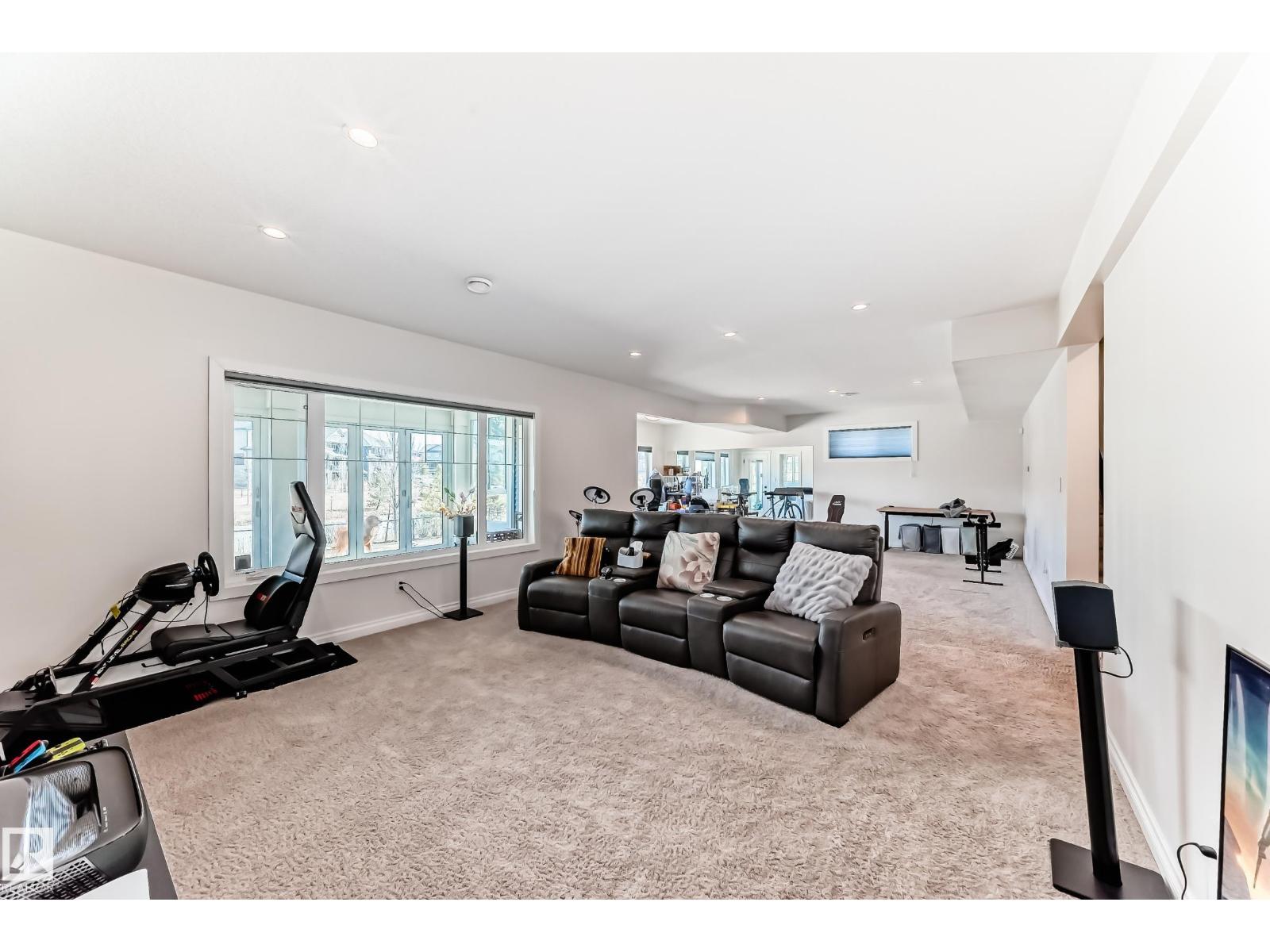 3230 WHITELAW DR NW NW - 50
