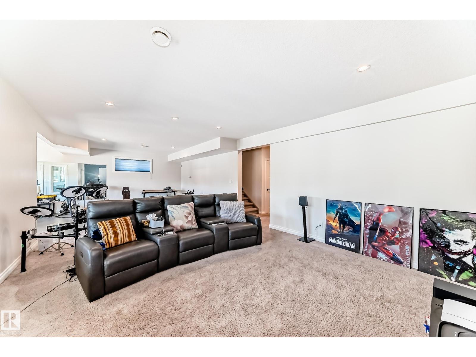 3230 WHITELAW DR NW NW - 51