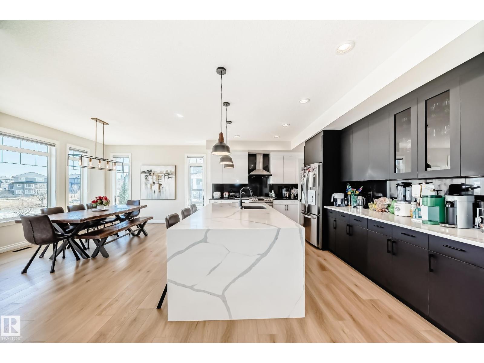 3230 WHITELAW DR NW NW - 8