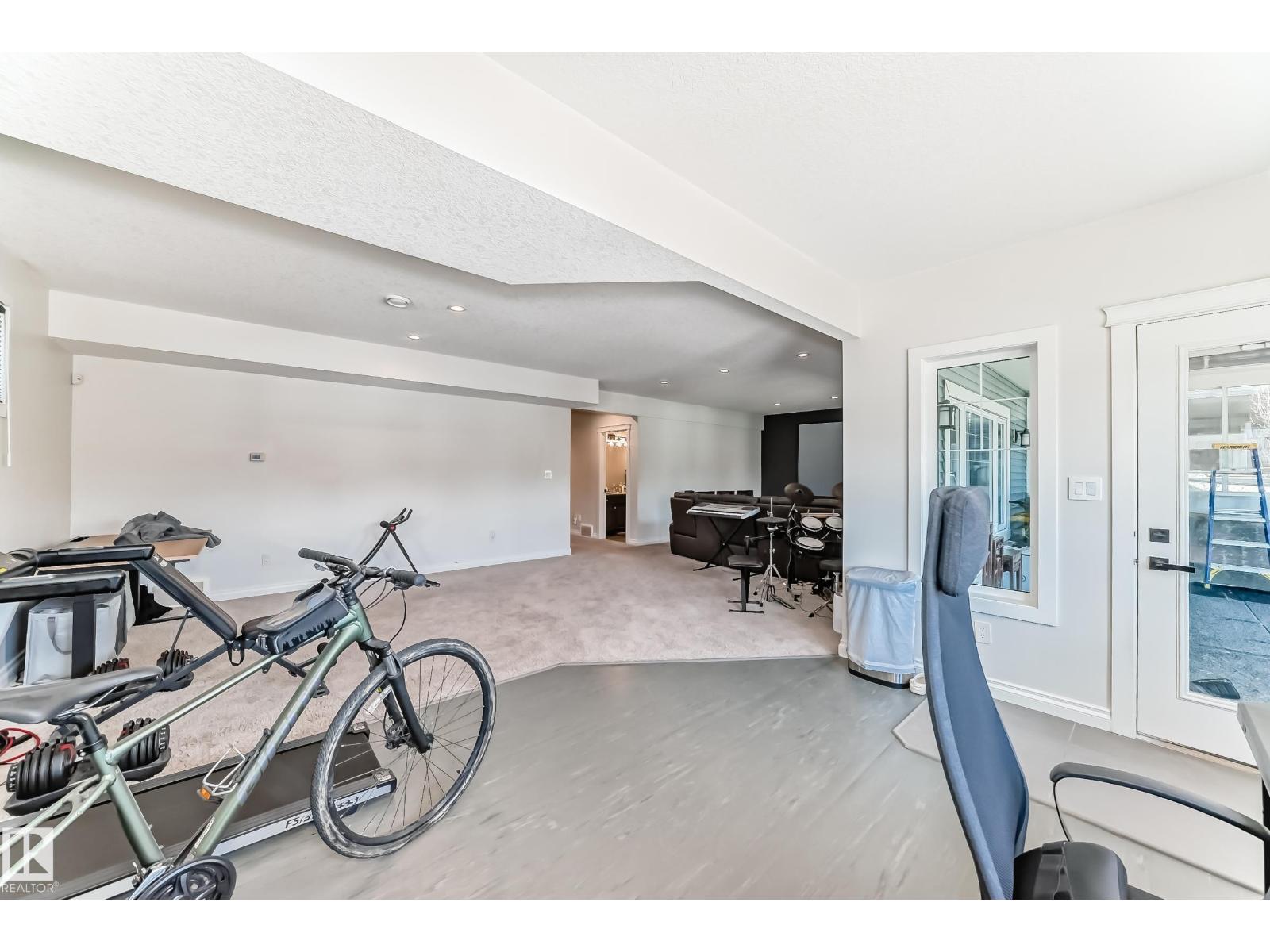 3230 WHITELAW DR NW NW - 56