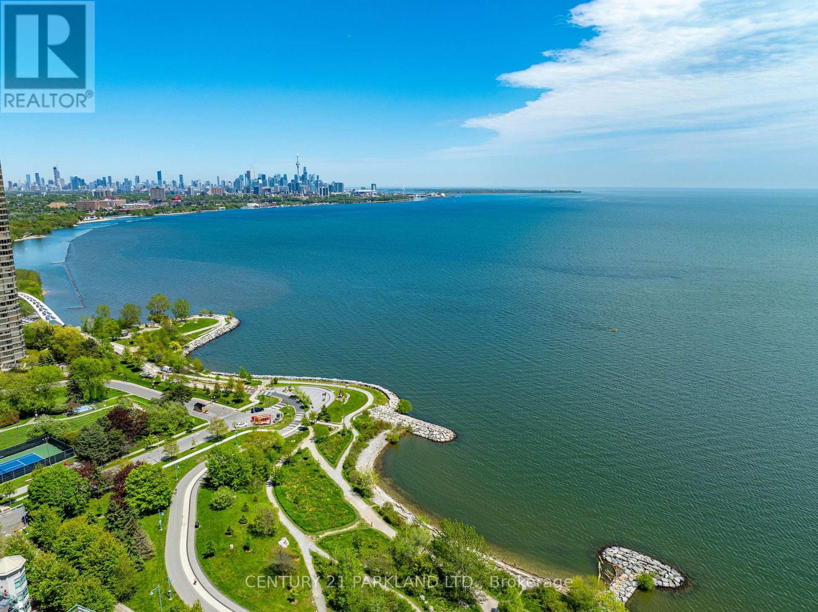 #411 5 MARINE PARADE DRIVE - 21