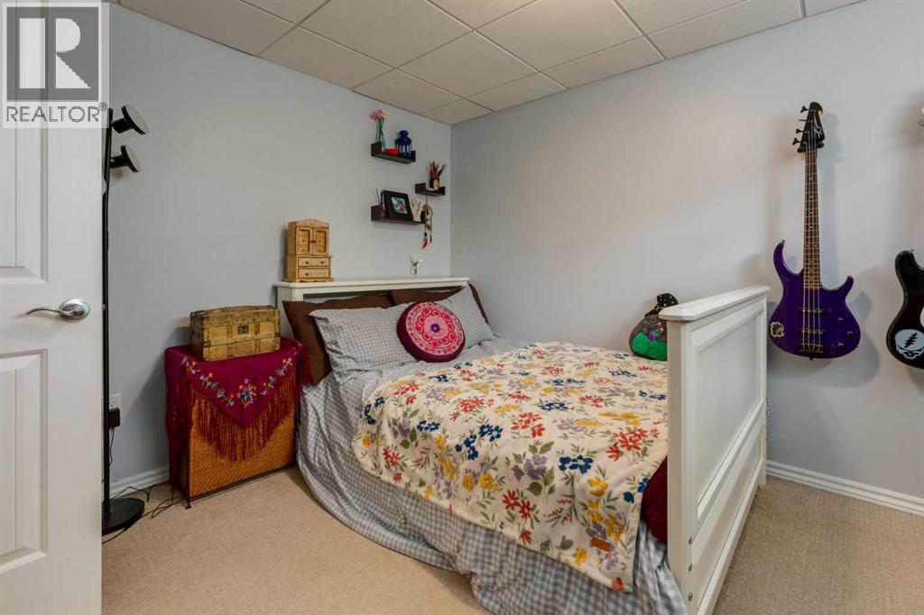 569 Chaparral Drive SE - 37