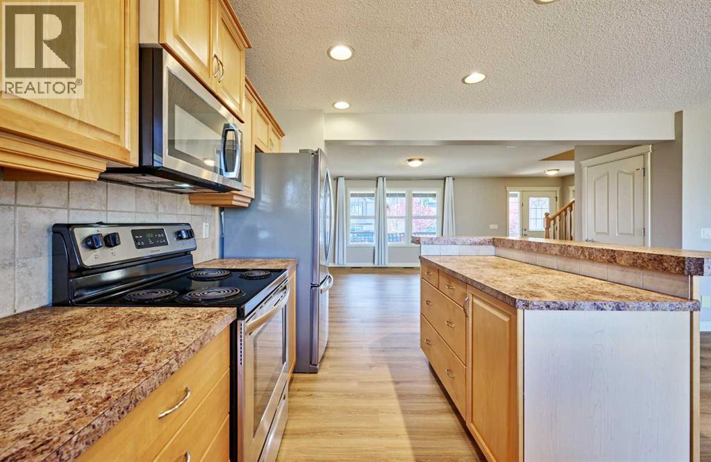 383 Prestwick Close SE - 11