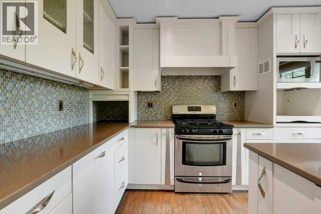 408 18A Street NW - 11