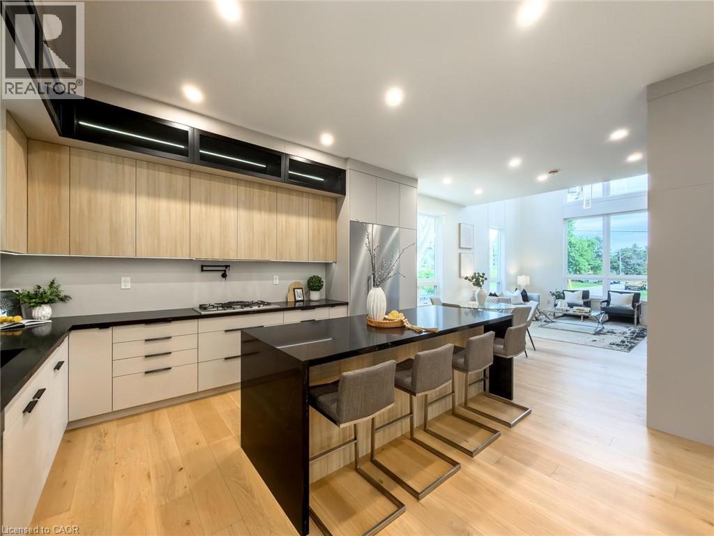 61 FLORESTA Court - 10