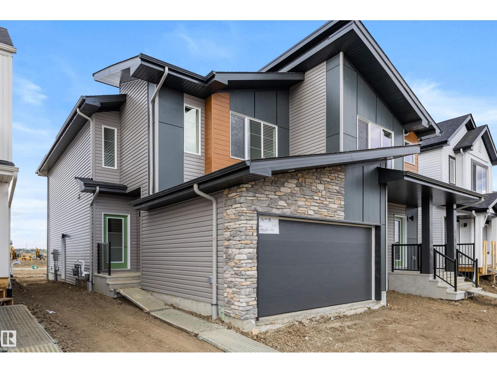 528 176 AV NE - Image 2