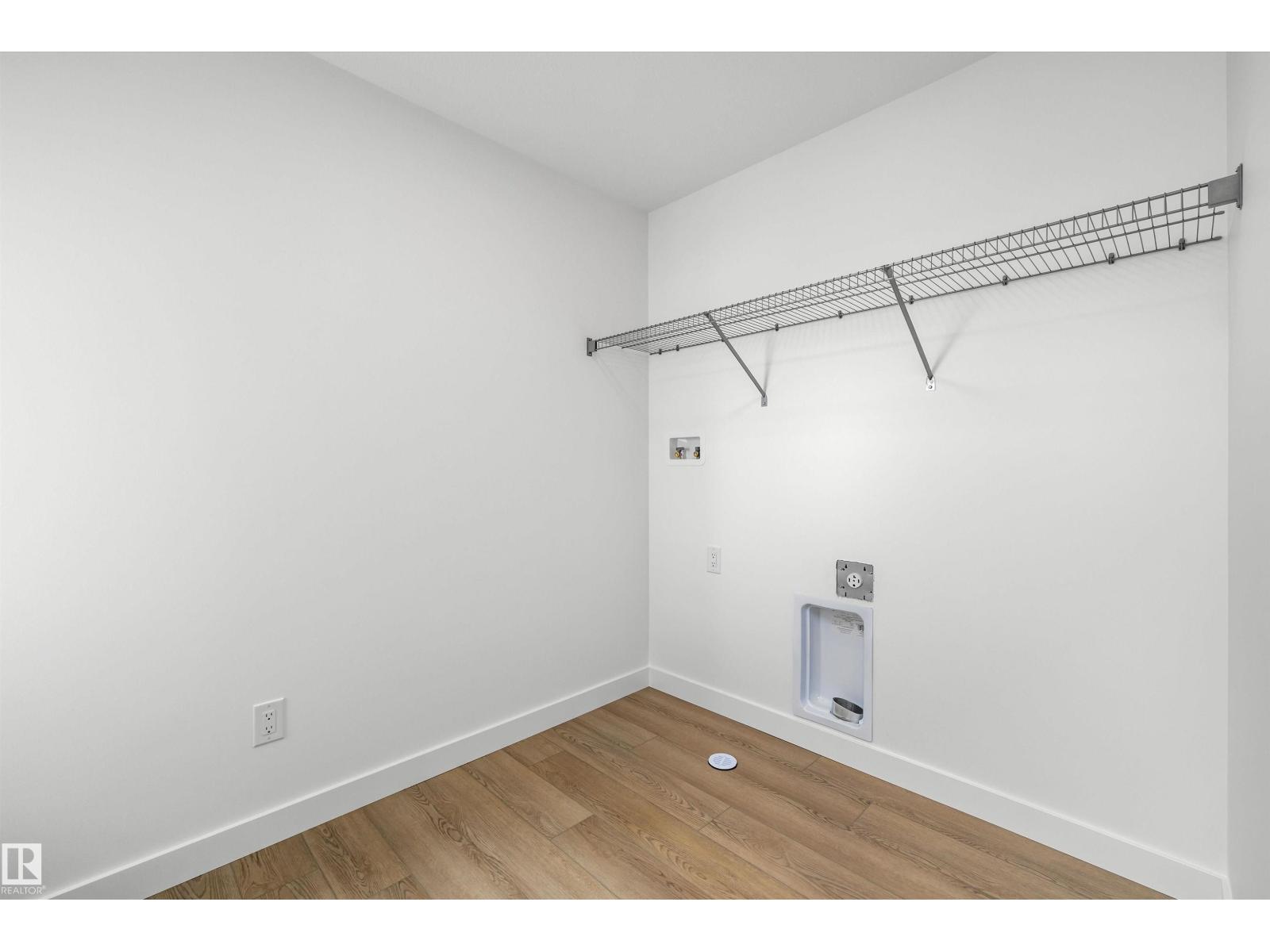 528 176 AV NE - 32
