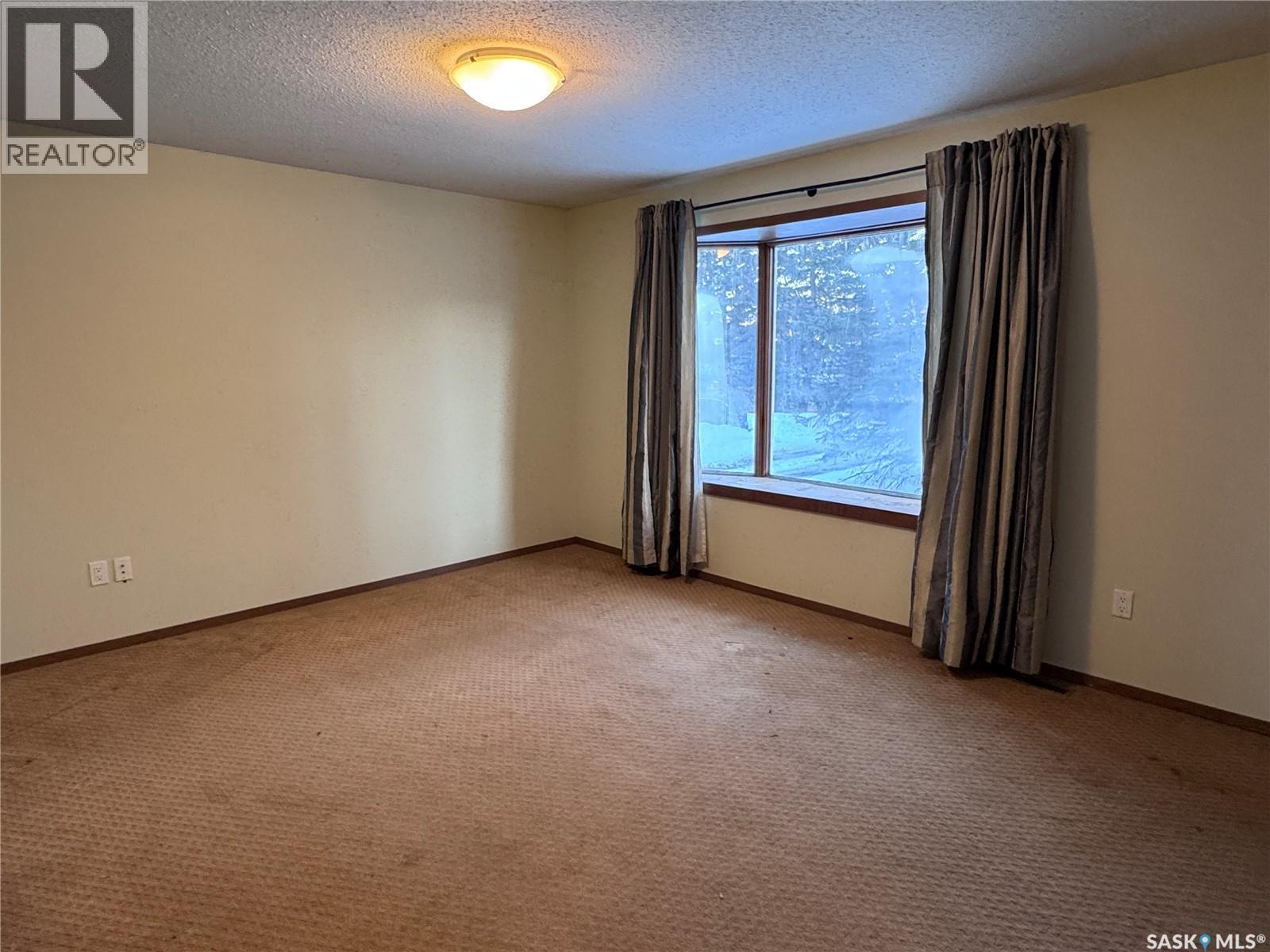 185 Vickers CRESCENT - 10
