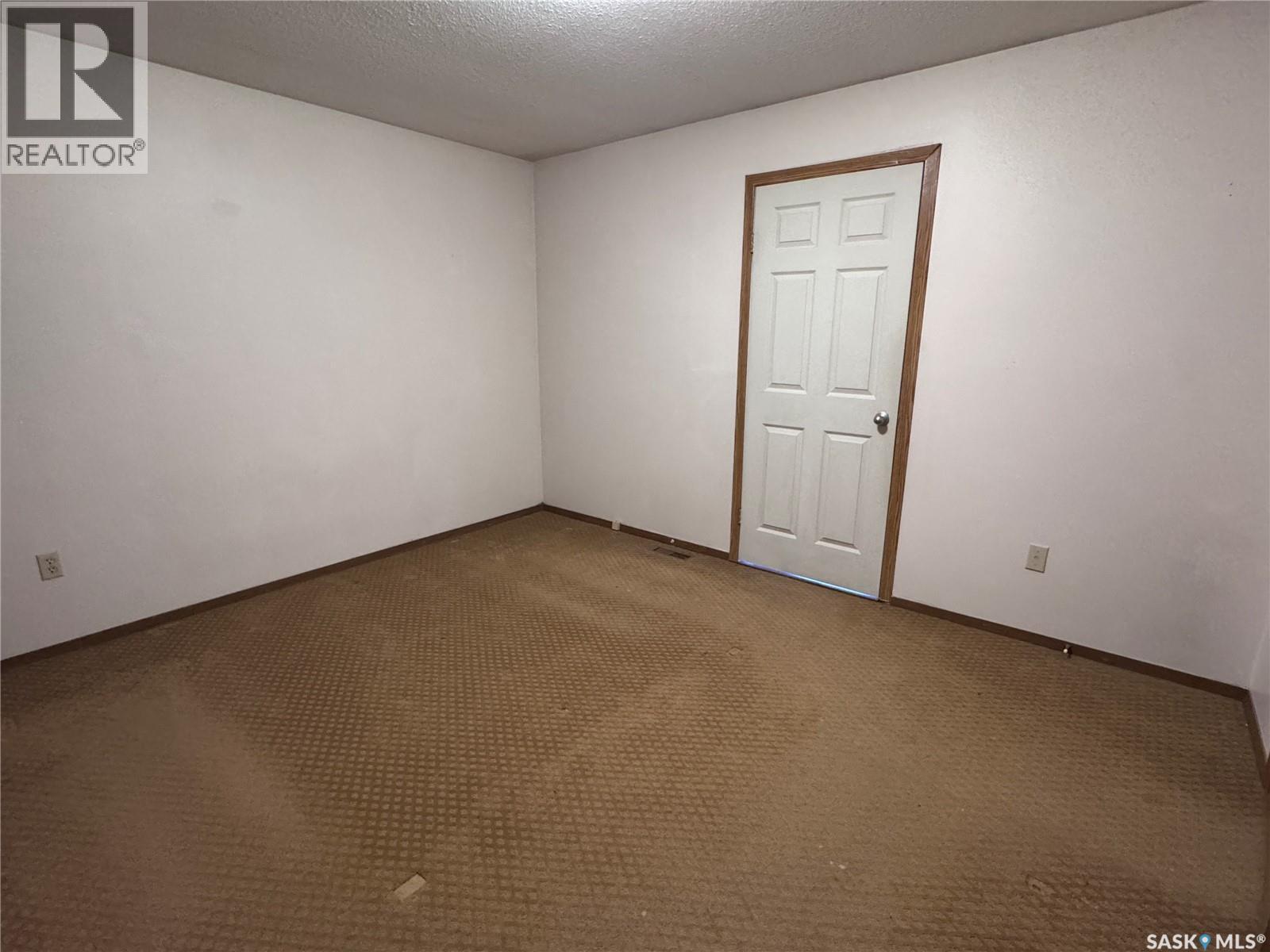 185 Vickers CRESCENT - 14